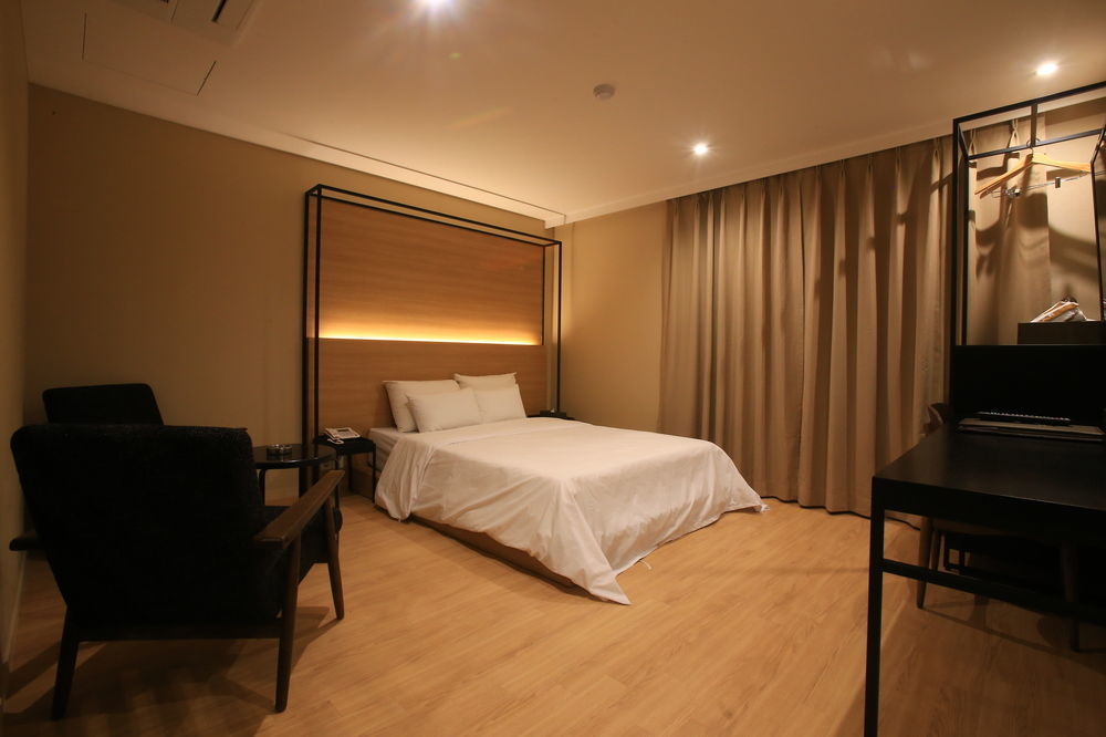 Yeoksam Hotel Star Premier Seoul Exterior photo
